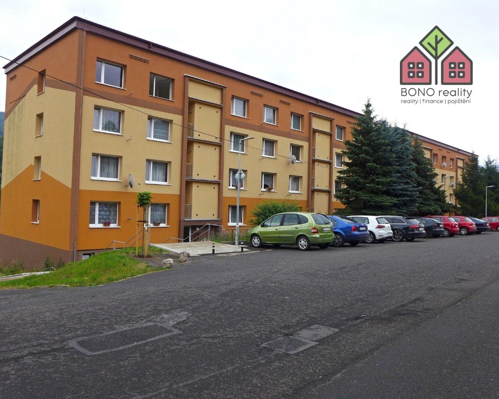 3+1, OV, lodžie, dlouhodobý pronájem, okres Děčín, obec Dobkovice