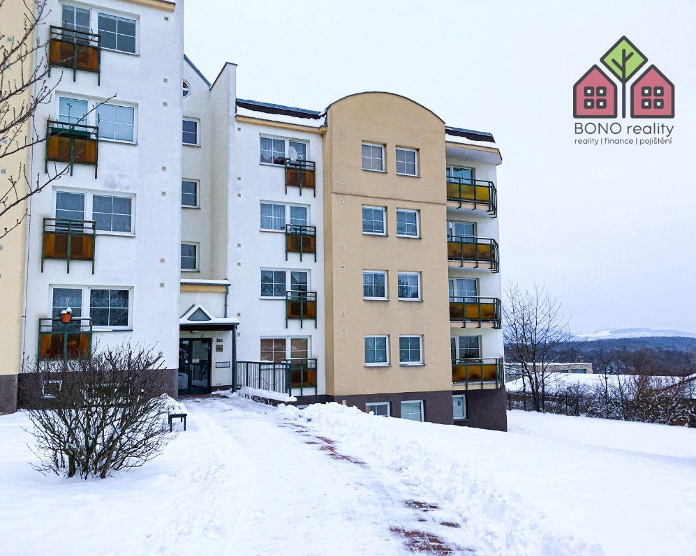 2+1, OV, 47 m2, lodžie, Chlumec, ulice Stradovská