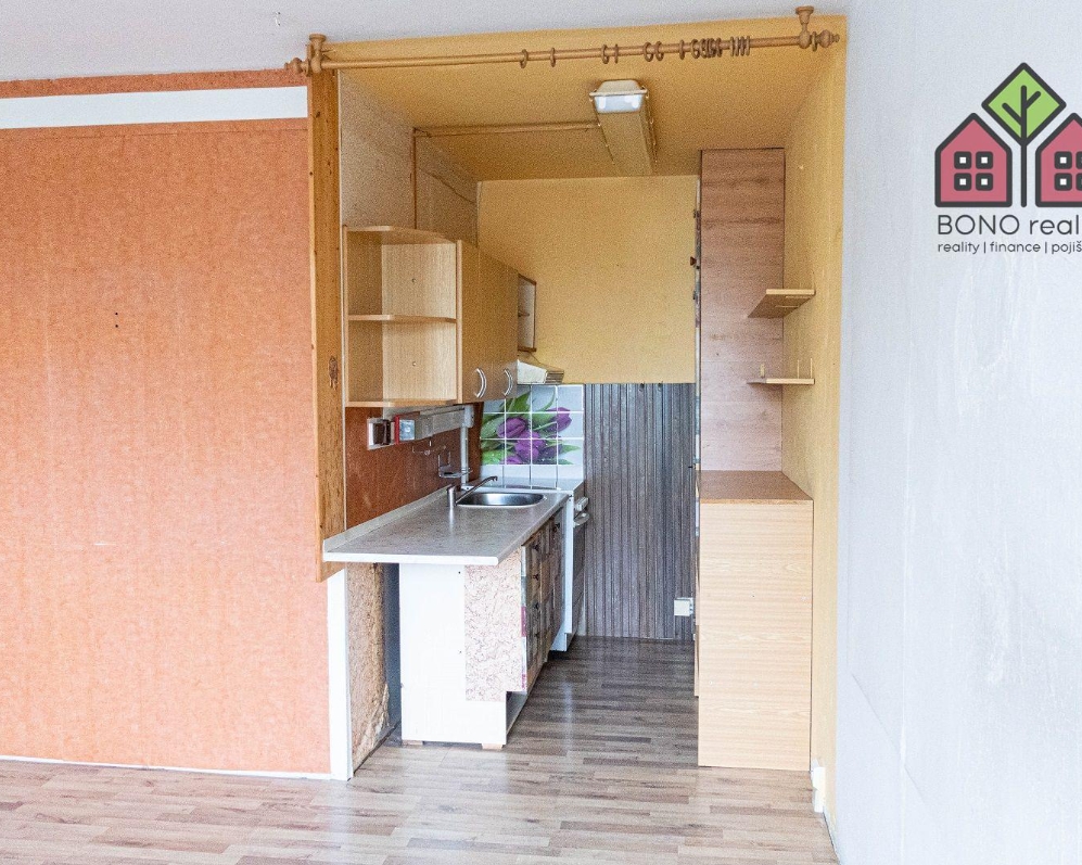 2+kk, OV, sklep, občanská vybavenost, Chlumec, ulice Ždírnická