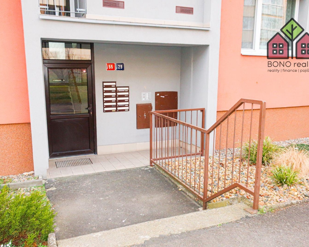 2+1, OV, 65 m2, lodžie, po rekonstrukci, obec Litoměřice, ulice Alšova