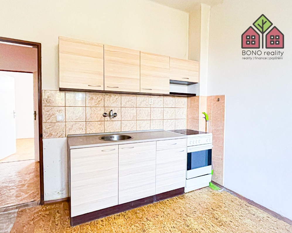 Byt, OV, dispozice 2+kk, výměra 50 m2, dobrý stav, obec Trmice, ul. Žižkova