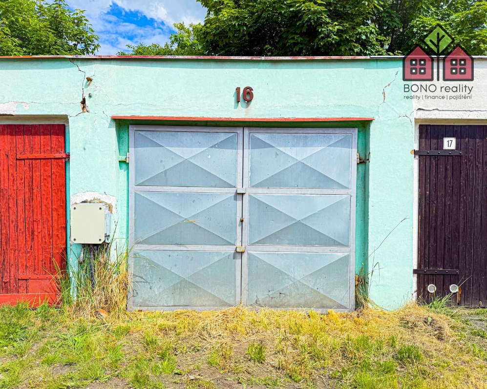 Garáž, OV, výměra 19 m2, dobrý stav, elektřina, dlouhodobě, obec Teplice, část Řetenice, ul Libušina